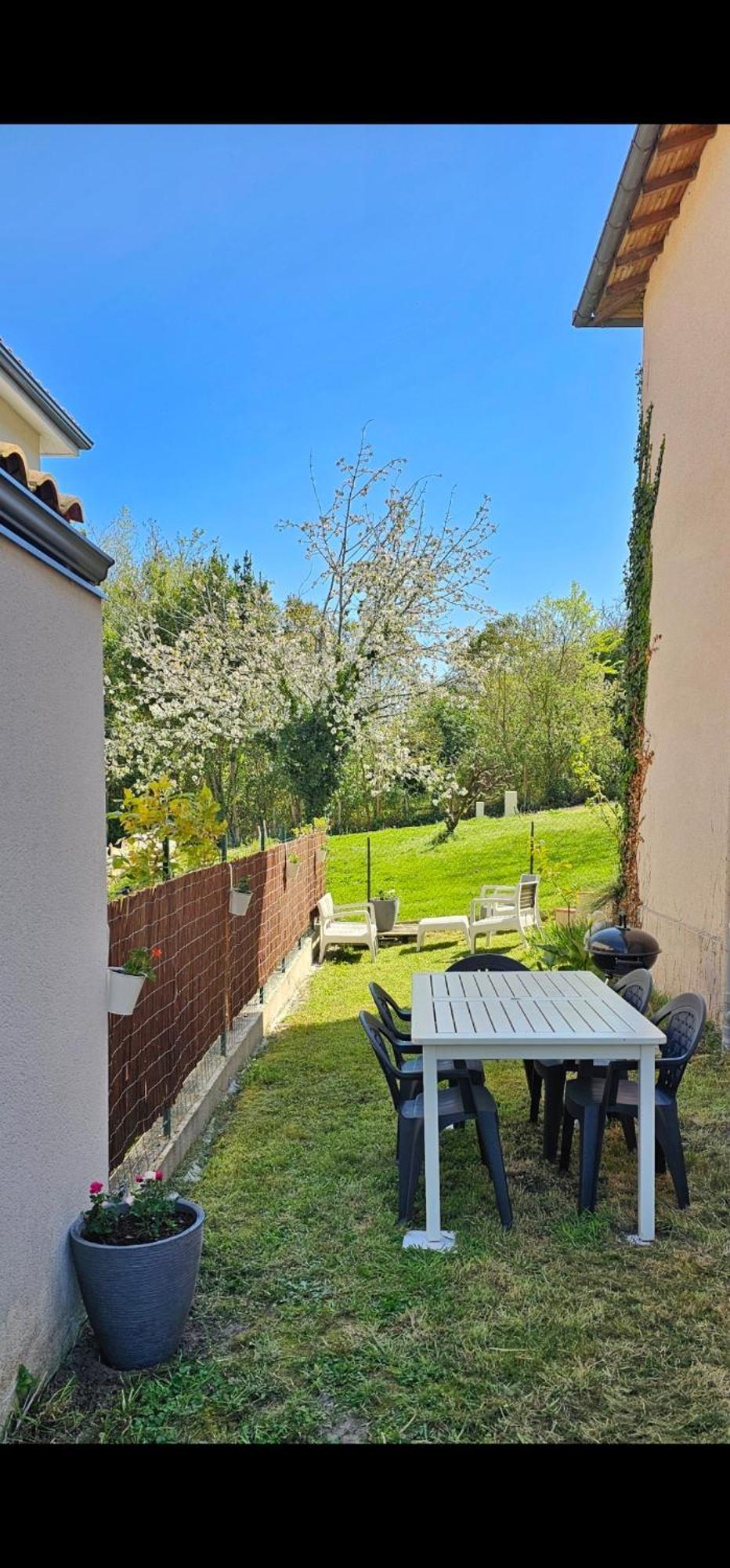 Appartement Lumineux Et Calme En Rez-De-Jardin Castanet-Tolosan Exteriér fotografie
